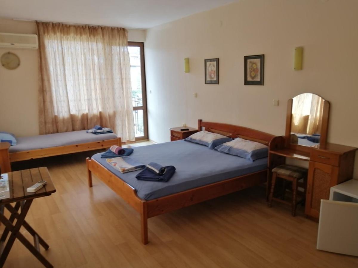 Guest House "Zora - Sarafovo" Burgas Exterior foto