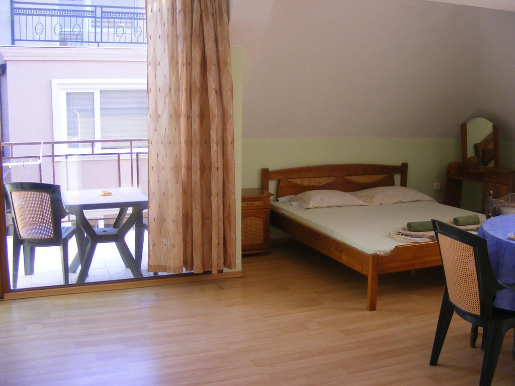 Guest House "Zora - Sarafovo" Burgas Exterior foto