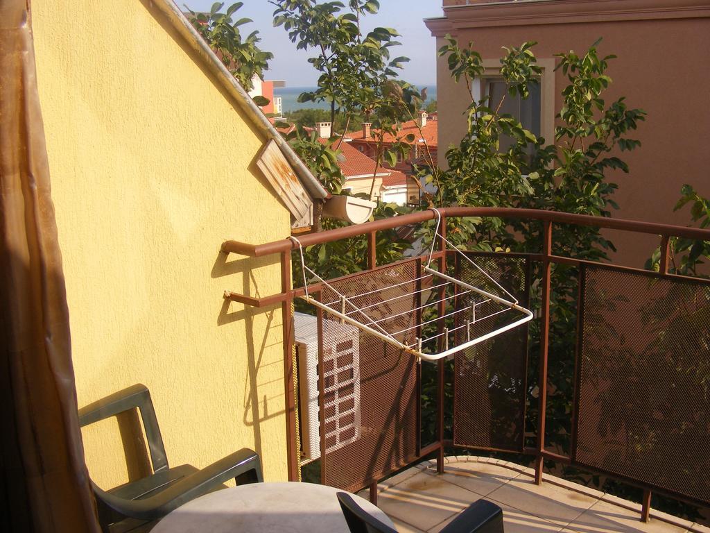 Guest House "Zora - Sarafovo" Burgas Exterior foto