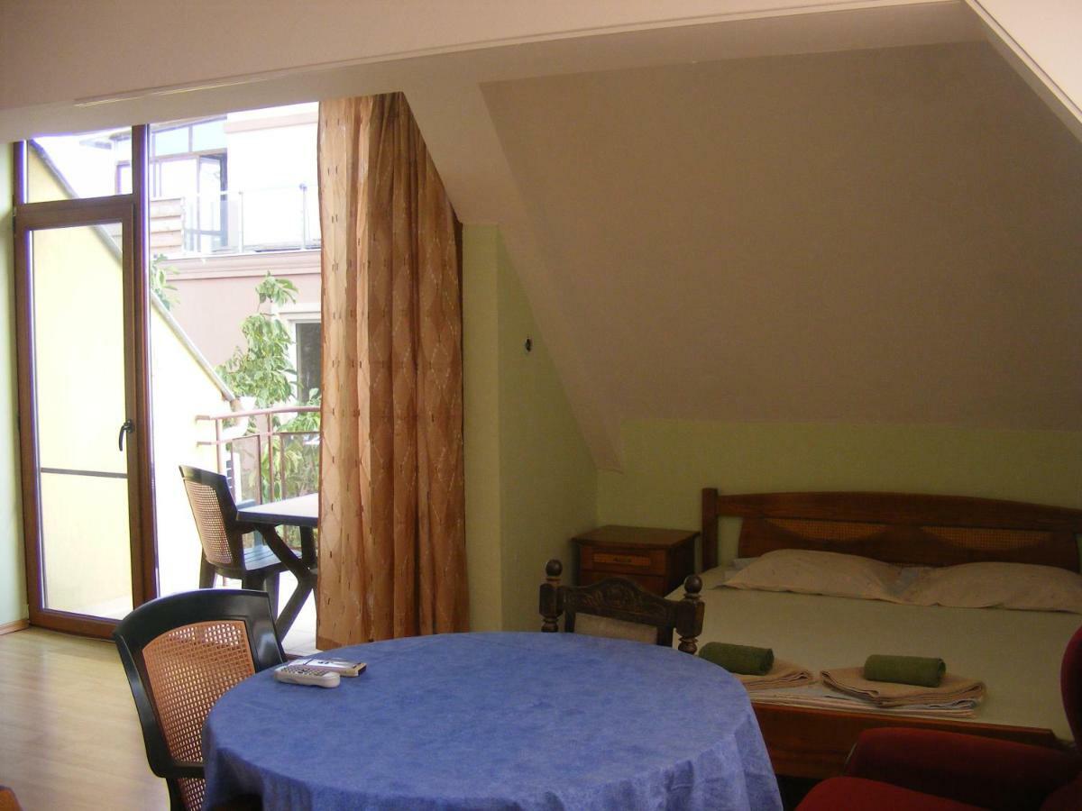 Guest House "Zora - Sarafovo" Burgas Exterior foto